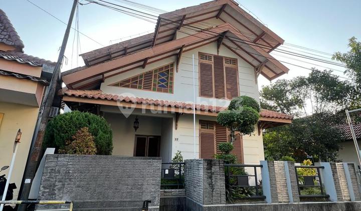Furnished House in a Housing Complex Suitable for Office and Residence Near UGM