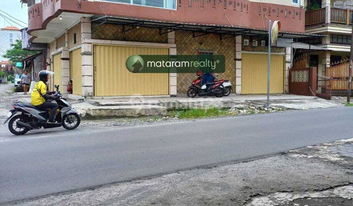 Ruko Murah Area Dekat Dengan Kost Kost, Perkatoran Dan Mall Pakuwon 1