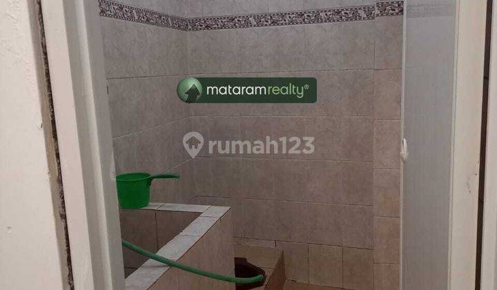Ruko Murah Area Dekat Dengan Kost Kost, Perkatoran Dan Mall Pakuwon 4