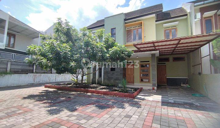 Rumah Cantik Murah Furnish Dlm Perum Dkt Sekolah Al Azhar Dan Hyatt 1