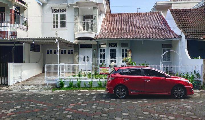 Rumah Cantik Murah Dlm Perum Lokasi Dkt Kampus Uii Dan Raminten 1