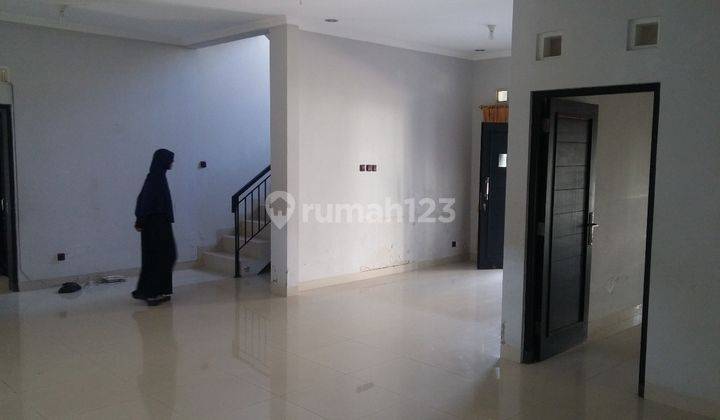 Rumah Lt 2 Murah Ccok Utk Kantor Atau Klrga Lokasi Dkt Sadhar Dan Uny 5