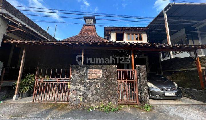 Rumah Joglo Modern Murah Area Jln Kliurang Km. 7 Dkt Pasar Colombo 1