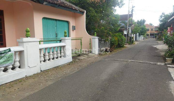 Rumah Murah Cocok Utk Kantor Atau Rumah Tinggal Lokasi Dkt Xt Square 2