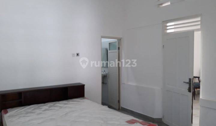 Rumah Klasik Murah Cocok Utk Kantor Bank Dan Usaha Lokasi Pusat Kota 2