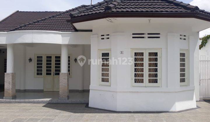 Rumah Klasik Murah Cocok Utk Kantor Bank Dan Usaha Lokasi Pusat Kota 1