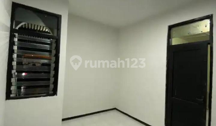 Ready-to-Live House Suitable for Employee Mess or CoffeeShop Near UPN