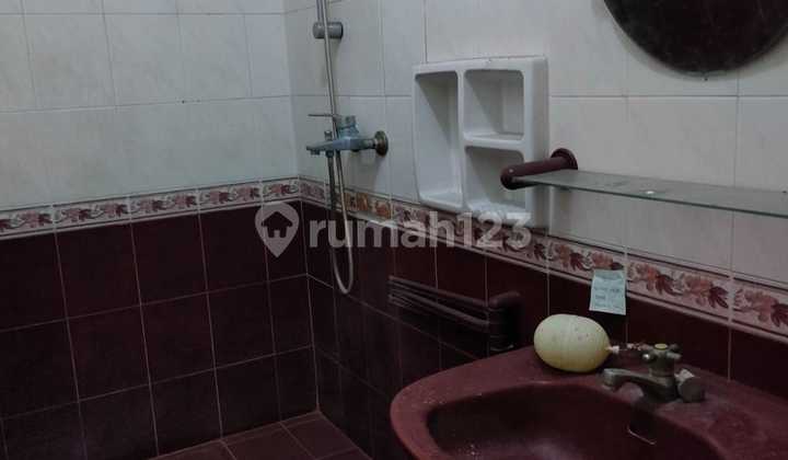 Furnished House in a Housing Complex Suitable for Office and Residence Near UGM 2