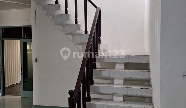 Ready-to-Use House Suitable for Office and Business, Location Gondokusuman 2