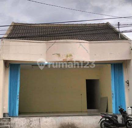 Ruko Murah Area Seturan Lokasi Dekat YKPN 1