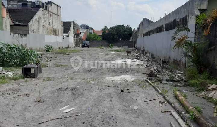 Land Ready for Use, Suitable for Restaurants and Cafes, Location Near Terminal Land Ready for Use, Suitable for Restaurants and Cafes, Location Near Terminal