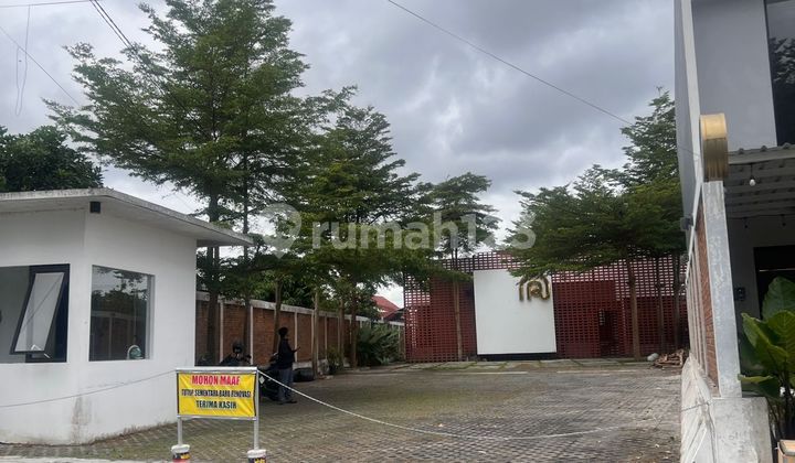 Dijual Ruang Usaha Industrial Siap Pakai Cocok Untuk Resto Atau Villa 