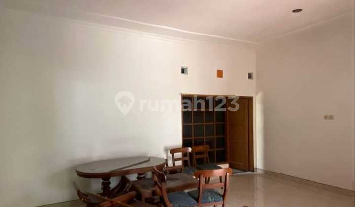 Ready-to-Occupy House in a Housing Estate, Location Near SKE and JCM Area, Mlati.