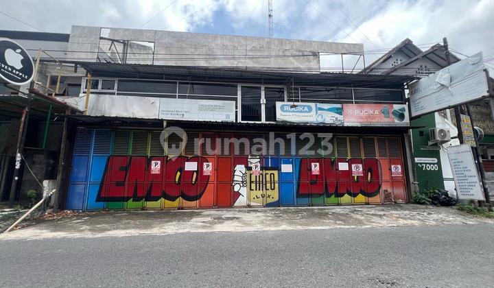 For Rent Shop House in Seturan Area, Suitable for Cafe and Restaurant, Near Pakuwon Mall 1