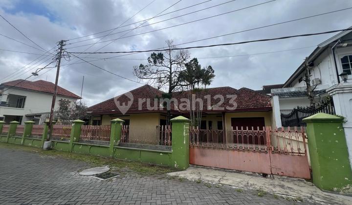 Disewakan Rumah Cocok Untuk Kantor Dan Usaha Lokasi Condongcatur 