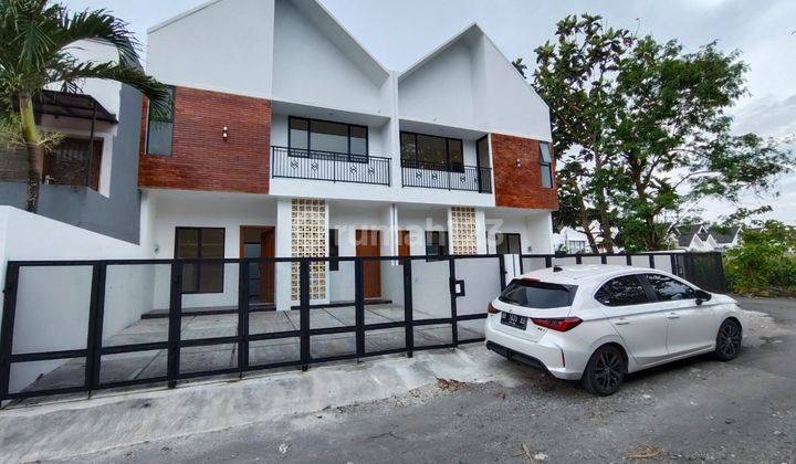Rumah Scandinavia Dalam Perumahan Area Maguwoharjo Dekat FE UII 1