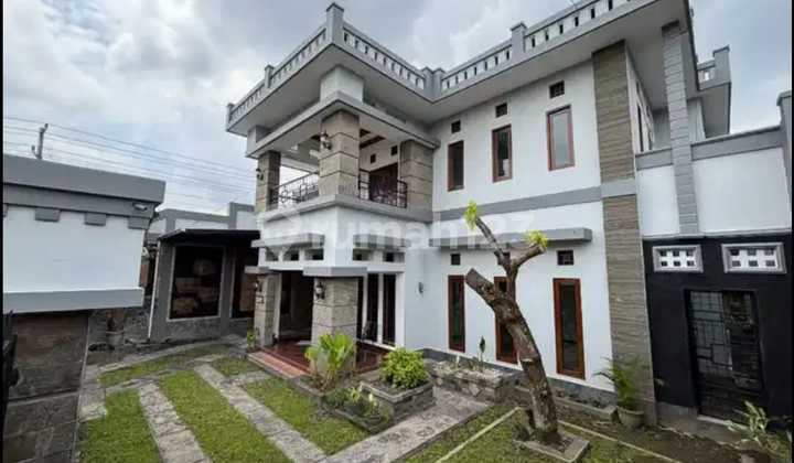 For Rent Large House Suitable for Office Location Near Jec