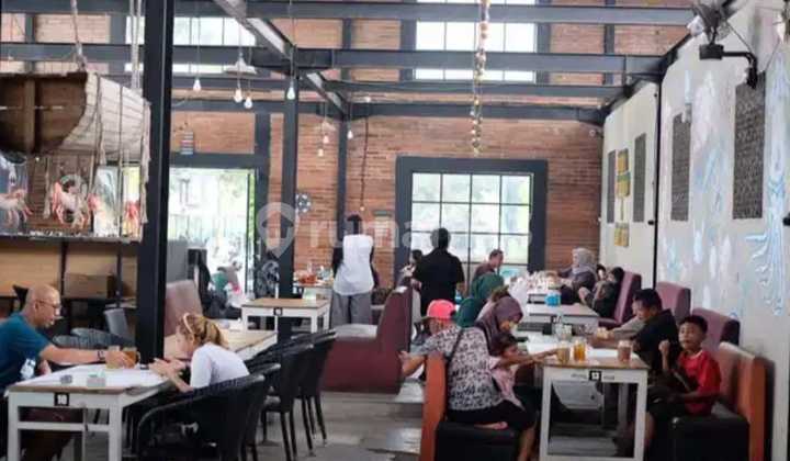 Commercial Space for Rent in Jalan Kaliurang KM. 8 Area, Central Culinary Location Near UGM