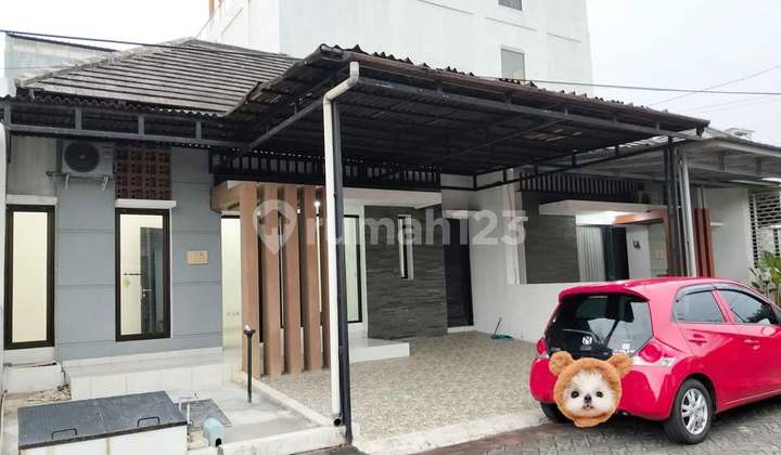 Ready-to-Occupy House in Kasihan Residential Area Near the Palace and Town Square