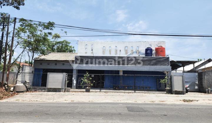 Large Ruko Area Tirtomartani Suitable for Office and Homestay Near LPMP 1