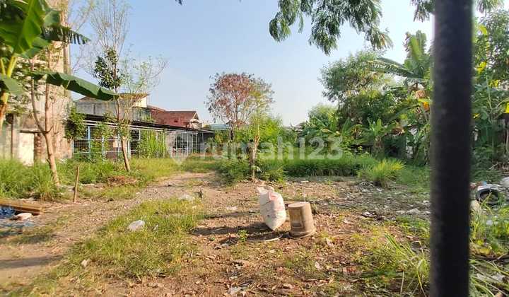 Land for Rent on the Main Roadside in Wirobrajan Area Near Malioboro Land for Rent on the Main Roadside in Wirobrajan Area Near Malioboro