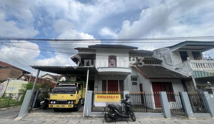 Ready to Live In House Suitable for Office and Family Residence Near Al Azhar Ready to Live In House Suitable for Office and Family Residence Near Al Azhar