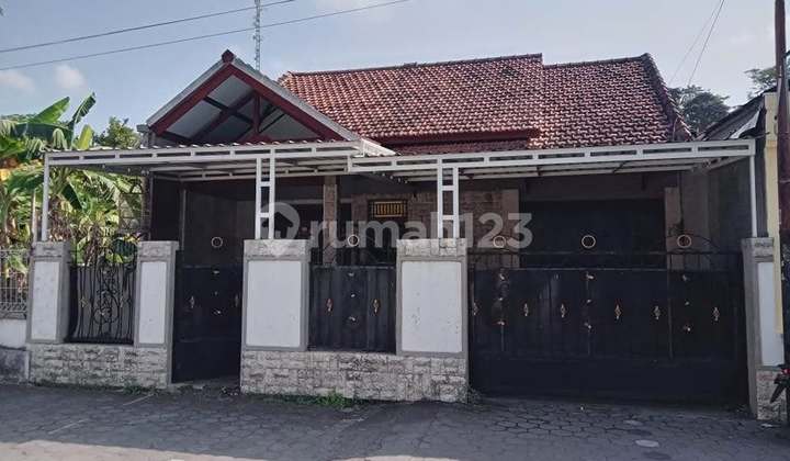 For Rent, Ready-to-Occupy House Located Near Jogja City Hall and JEC.