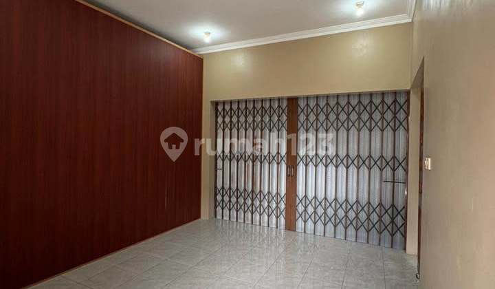 For Rent, Ready-to-Use Shop House Located in Sewon Near Giwangan 2