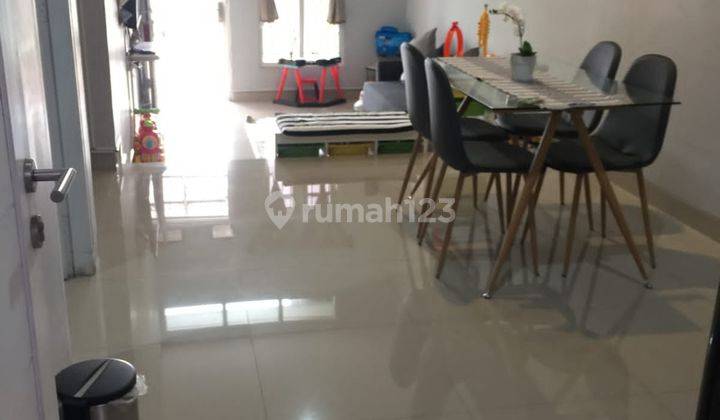Disewa Rumah Minimalis dekat Halte Puribeta Larangan Tangerang.  4