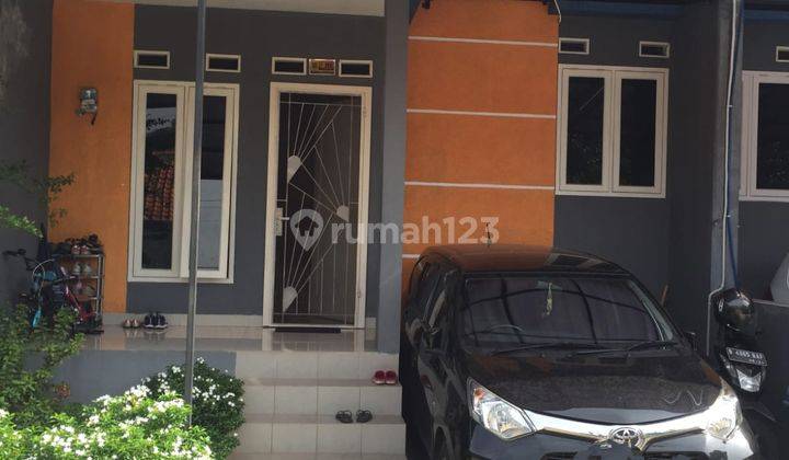 Disewa Rumah Minimalis dekat Halte Puribeta Larangan Tangerang.  1