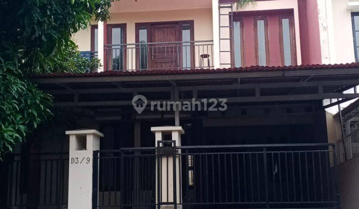 Disewa Rumah Bagus dalam Komplek Besar Tanjung Barat, 5 kamar tidur, luas tnah 250M, bangunan 2 lantai, carport 3 mobil, harga 150 Jt nego sugi 1