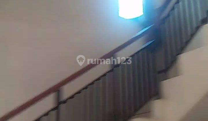 Rumah Dalam Komplek Pangkalan Jati Ida 5