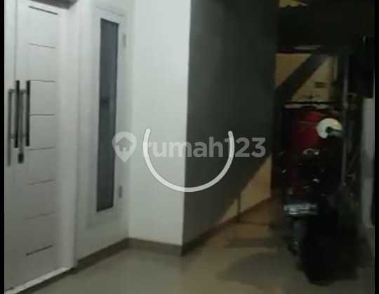Rumah di Luar Komplek Lokasi Strategis Ampera Jaksel Roy 8