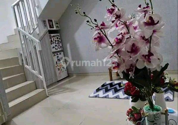 Dijual Cepat Turun Harga Butuh Uang, Rumah Dalam Cluster, Jagakarsa, Jakarta Selatan, 2 Lantai, Luas Tanah 89M, Semi Furnished, Jalan Dalam Cluster Lebar, Harga 1,25 Miliyar Nego Iwe 2