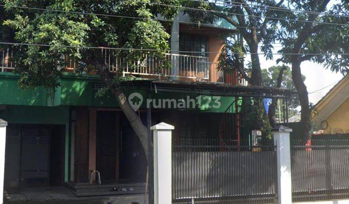 Disewa Rumah 2 lantai, luas bangunan 250M, luas tanah 140M, lokasi jalan Lenteng Agung Raya, cocok untuk kantor, gudang, tempat usaha dan tempat tinggal, harga 100 JT Nego Pertahun 1