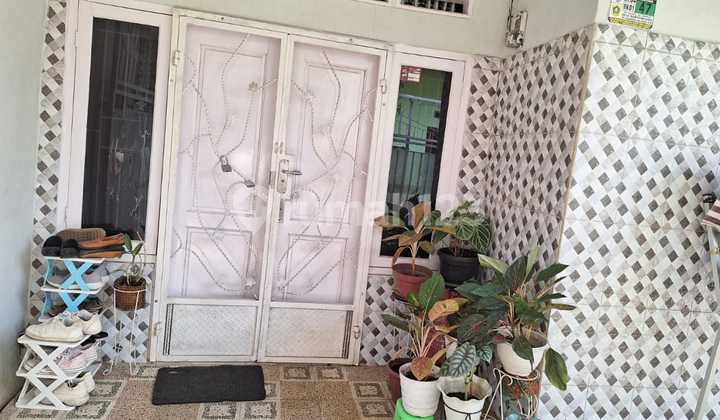 Dijual Cepat dan Murah Rumah Wilayah Citayam Depok,10 Menite Stasiun KRL Citayam,Luas Tanah 80M, Bangunan 1 Lantai 2 Kamar Tidur, Surat SHM, Akses Jalan 1 Mobil, Harga 290 Jt Nego Sam