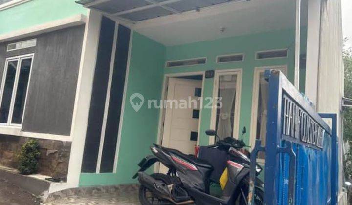 Disewa Rumah Bagus dalam Cluster Jagakarsa, luas tanah 50M, bangunan 1 lantai 46M, 2 kamar tidur, 1 carport, ada AC dan water heater, harga 42,5 Jt nego pertahun Opay 1