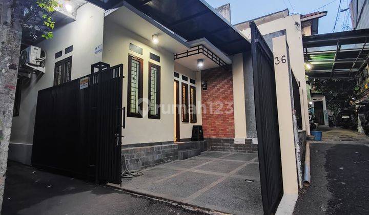 Disewa Rumah Bagus Cipete, 2 Kamar Tidur, Satu Setengah Lantai, Ada Ac, Harga 85 Jt Pertahun Nego Ida 2