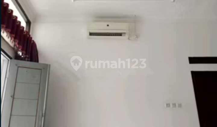 For Rent House in Srengseng Sawah, Jagakarsa Land Area 78 m² Building Area 70 m² Bedrooms 2 Bathrooms 1 Rent 50 Million/Year, Slight Negotiation Ida 2