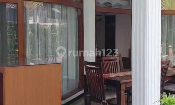 Disewa Rumah Kolam renang dan furnished wilayah Cilandak, luas tanah 800M, bangunan 1 lantai, 4 kamar tidur, 1 study room, 4 unit parkir mobil, lokasi dekat TB.Simatupang, harga sewa untuk tempat tinggal 350 JT Pertahun Nego, harga sewa untuk kantor 400 J Disewa Rumah Kolam renang dan furnished wilayah Cilandak, luas tanah 800M, bangunan 1 lantai, 4 kamar tidur, 1 study room, 4 unit parkir mobil, lokasi dekat TB.Simatupang, harga sewa untuk tempat tinggal 350 JT Pertahun Nego, harga sewa untuk kantor 400 J