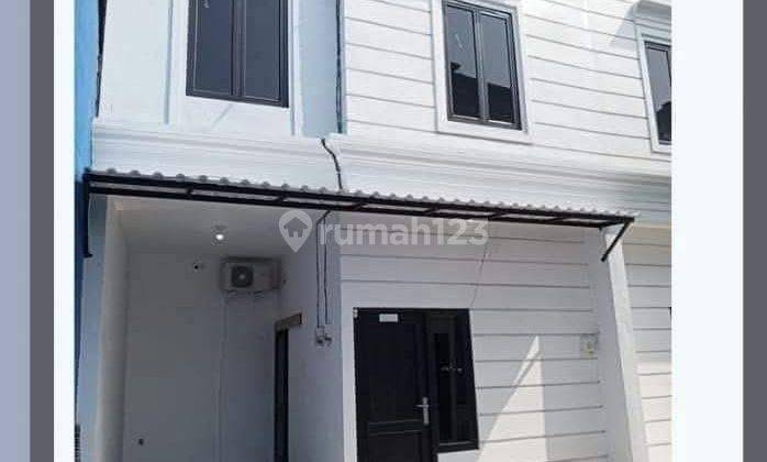 Disewa Rumah Semi Furnished Dalam Cluster Jagakarsa, Luas Tanah 100M, Bangunan 2 Lantai, 3 Kamar Tidur, Ada Ac, Water Heater Dan Kasur, Harga 70 Jt Pertahun Nego Sugi 1