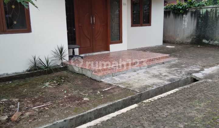Disewa Rumah Dalam Mini Cluster Pangkalan Jati,S Tanah 200M, Bangunan 1 Lantai, 4 Kamar Tidur, Unfurnished, Harga 65 Jt Jt Nego Pertahun Nego Ida