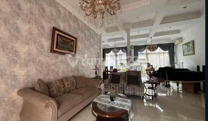 For Rent House in Jagakarsa Complex, Swimming Pool Available, Land Area 115M, Building Area 330M, 2 Floors Unfurnished, 5 Bedrooms, Price 215 Million Negotiable Ida 2