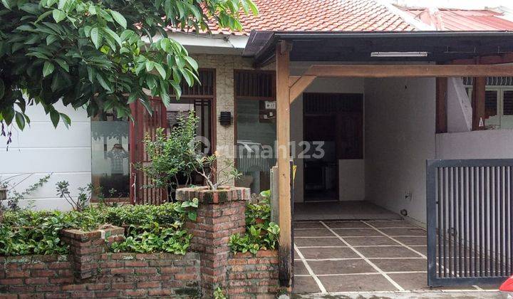 Disewa Rumah Dalam Komplek Besar Limo Cinere, Luas Tanah 150M, Luas Bangunan 2 Lantai 160M, 3 Kamar Tidur, Lokasi Strategis Dekat Pintu Tol Krukut Dan Pintu Tol Limo, Harga 65 Jt Pertahun Nego Wahyu 1