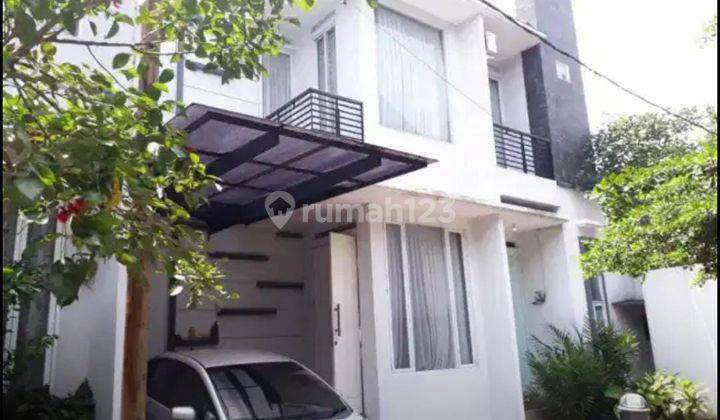 Disewa Rumah Pasar Minggu Jakarta Selatan Dalam Cluster Furnished, Kamar Tidur 3, 2 Lantai, Lokasi Strategis, Harga 100 Jt Nego Pertahun Sugi 1