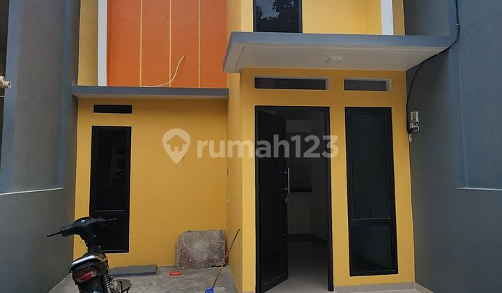 Disewa Rumah dalam Cluster, Rangkapan Jaya Depok, Bangunan 1 lantai, 2 kamar tidur, 1 carport, 1 unit AC, harga 30 JT pertahun Nego Opay 1