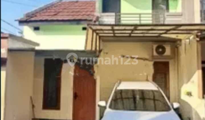 Disewa Rumah di Tanjung Barat LT 74M² LB 78M² Kamar Tidur 4 Kamar Mandi 4 Listrik 2200 Carport 1 Semi Furnished (Kulkas 3 Pintu, Set Meja Makan Dll, bisa Kosong) Ruas Jalan Depan Rumah 2 Mobil, 56 Juta/Tahun, Nego Tipis Ida 2