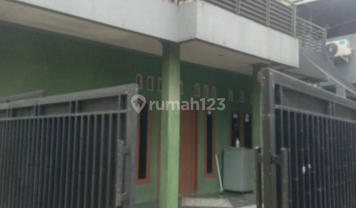 Disewa Rumah Non Cluster Daerah Cinere Luas tanah 80M, bangunan 2 lantai, 3 kamar tidur, unfurnished, harga 47,5 JT Ida 1