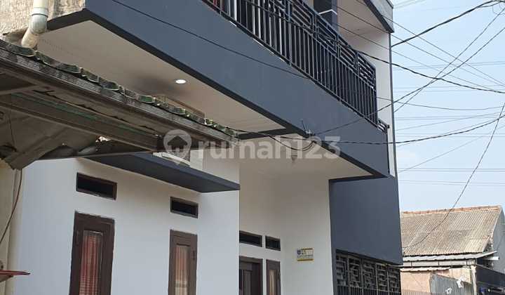 Dijual Cepat Rumah Wilayah Krukut, Dekat Pintu Tol Krukut, Rumah Bagus,Bonus Furnished,Luas Tanah 62M, Bangunan 124M, 4 Lantai, Sertifikat Hak Milikshm), 3 Kamar Tidur, Akses Mobil, Harga5 Jt Nego Saleh Dijual Cepat Rumah Wilayah Krukut, Dekat Pintu Tol Krukut, Rumah Bagus,Bonus Furnished,Luas Tanah 62M, Bangunan 124M, 4 Lantai, Sertifikat Hak Milikshm), 3 Kamar Tidur, Akses Mobil, Harga5 Jt Nego Saleh