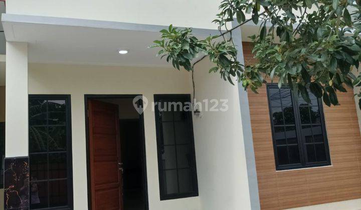 Disewa Rumah Baru Jagakarsa, Luas Tanah 110 M, Bangunan 1 lantai 100M, Kamar tidur 3, jalan lebar, non cluster, harga 75 JT pertahun nego Sam 2